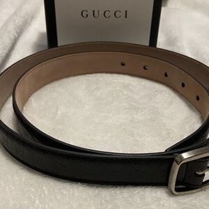 Gucci Black Embossed Leather Women’s Belt with Silver Buckle